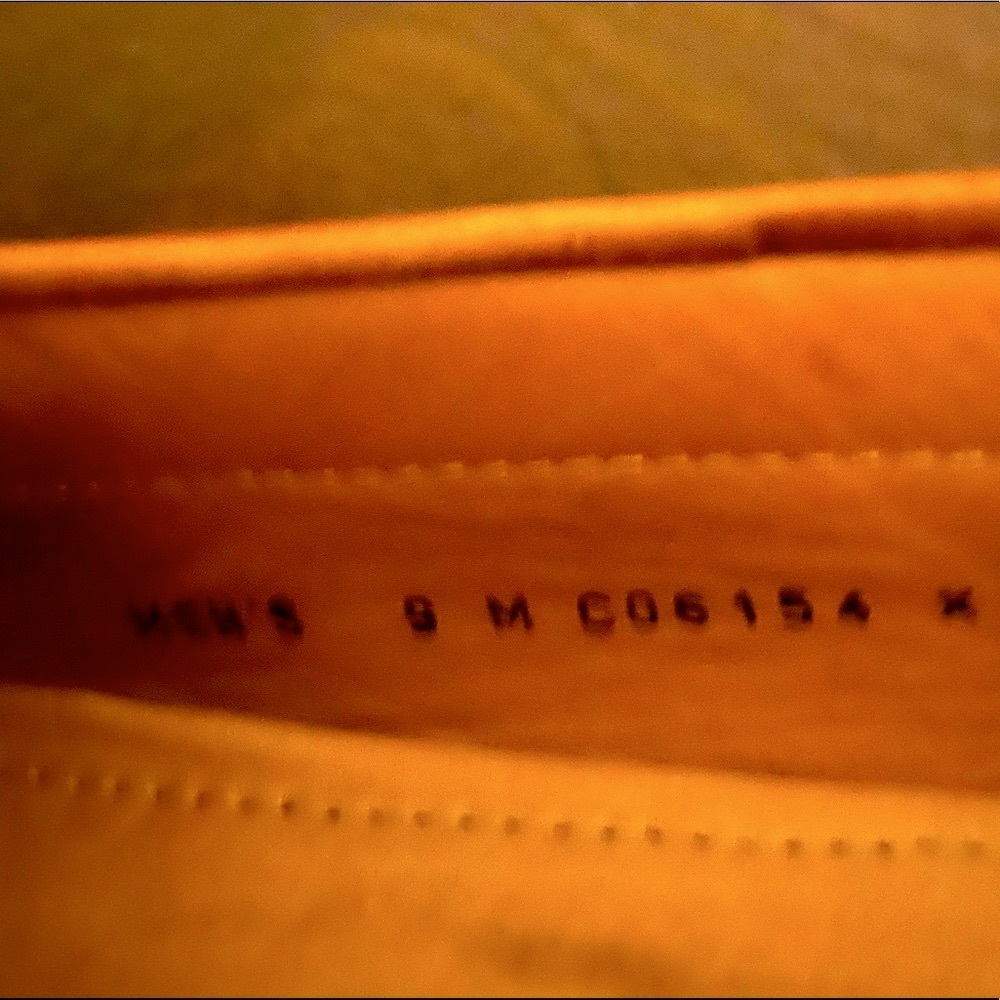 SALE Cole Haan - Picture 7 of 7